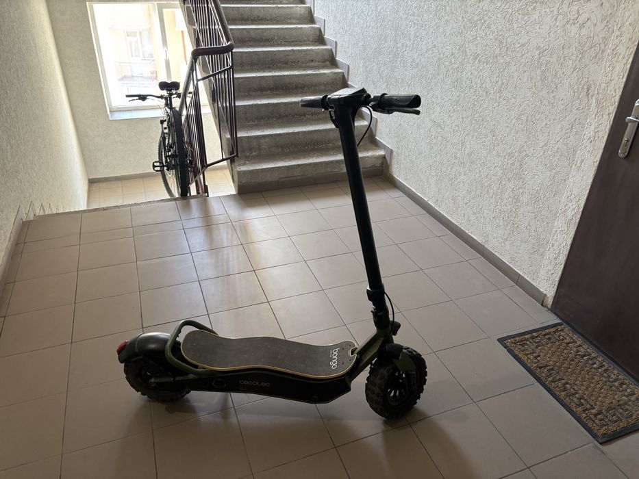 Електросамокат Bongo Cecotec