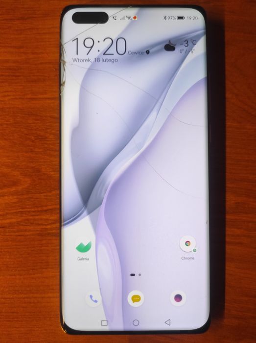 Huawei P40 Pro – świetny stan techniczny, pęknięta szybka