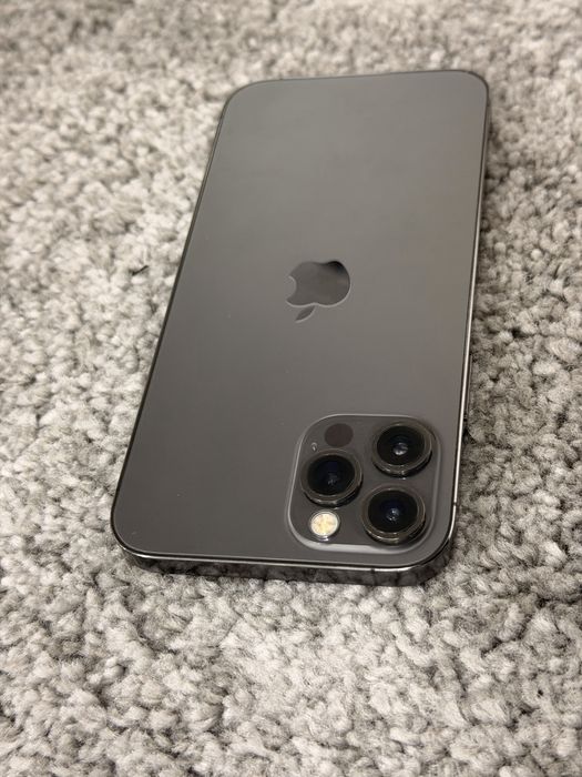 IPHONE 12 PRO completamente novo