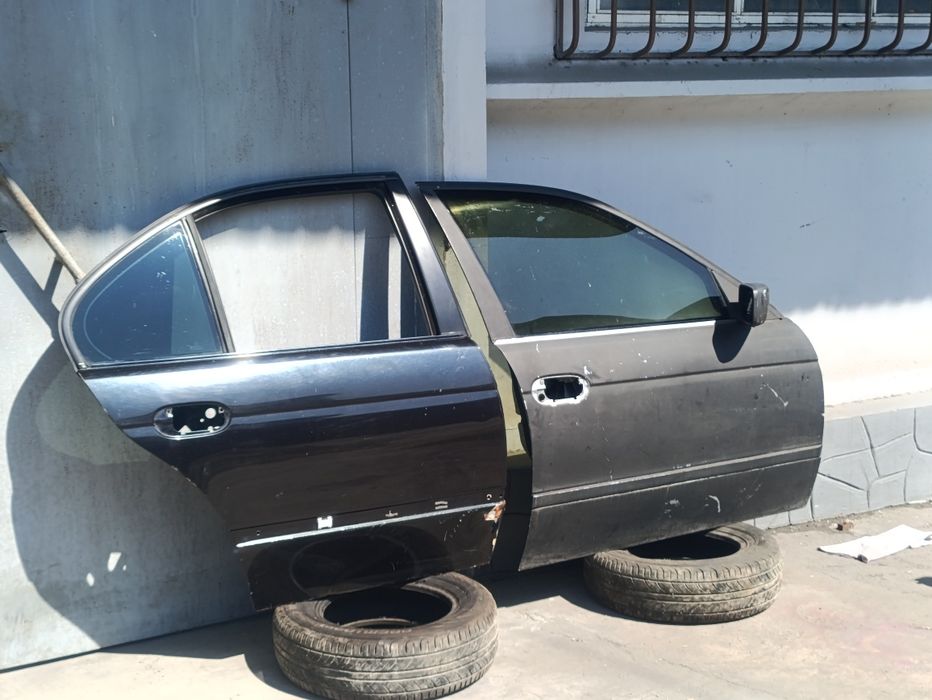 Двери, стекло, корпус зеркала  БМВ 5 е39