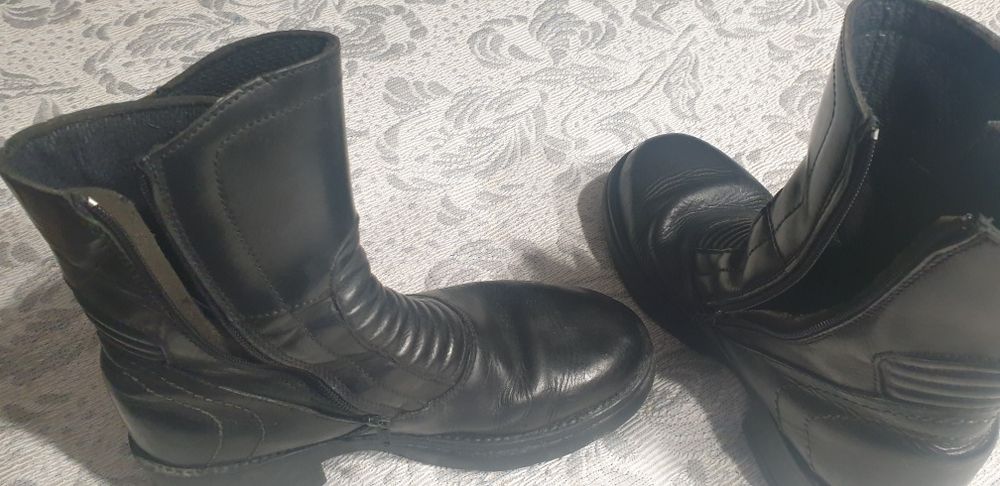 2 pares de botas para moto estrada