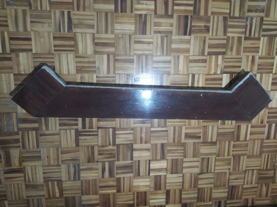 Balcão madeira maciça