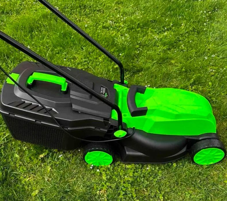 Якісна електрична газонокосарка 1400Вт Газонокосилка электрическая