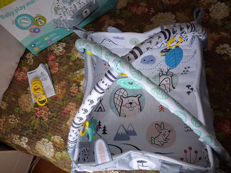 Розвиваючий килимок з бортиками та дугами Ricokids