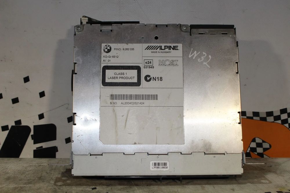 Rádio / auto-rádio BMW 1 (F20)