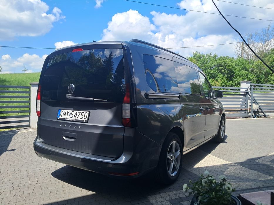 Sprzedam Vw caddy maxi long 7 osobowy