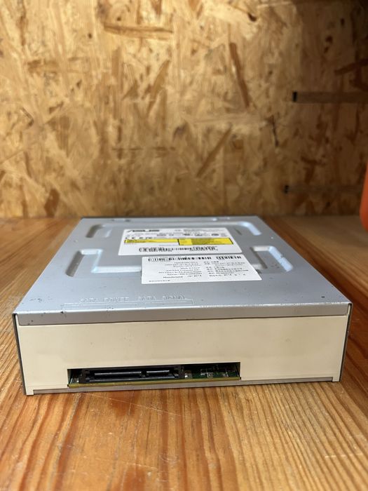 Leitor e Gravador de CDs/DVDs ASUS DRW-24F1ST