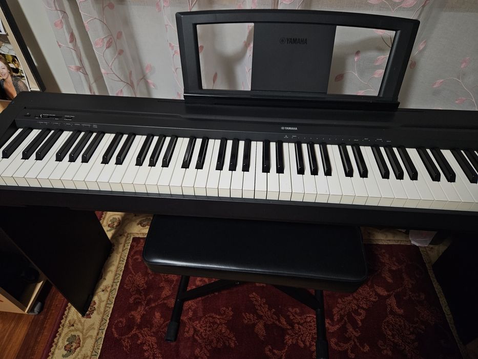 Piano Digital Yamaha Completo + Pedal + Fones + Banco