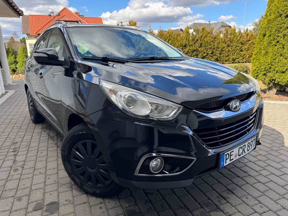 Hyundai ix35 2,0 BENZ 166Kucy 4/4 2X KOŁA klimatronic  BEZWYPADK. Niemcy Alus Skóra