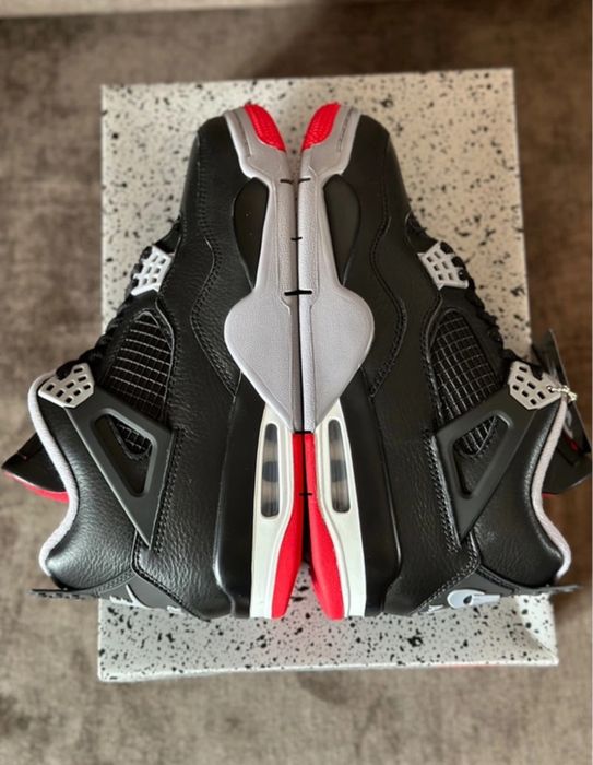 Nike Air jordan 4 "Bred Reimagined"