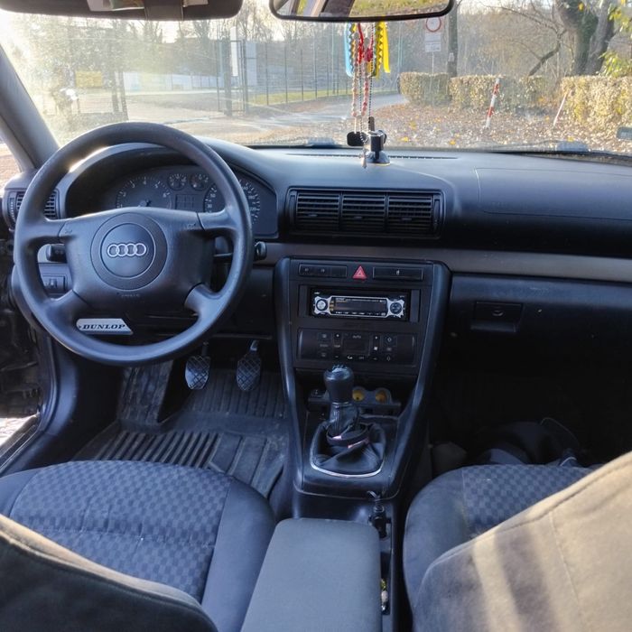 Audi A4 B5 1.6 101KM