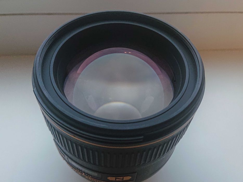 Об'єктив Nikon AF-S Nikkor 85mm f/1.4G