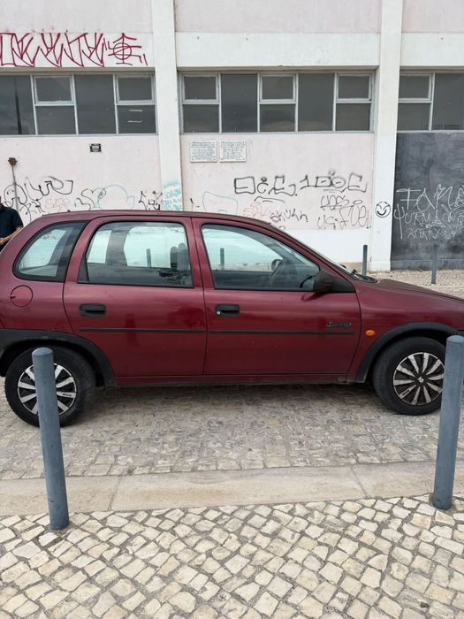 Vendo o meu Opel corsa 1.2 a gasolina