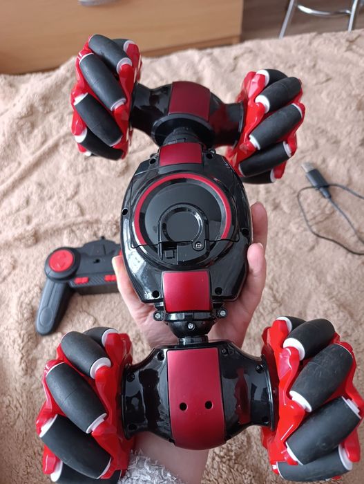 Машинка на пульте управления, перевёртыш