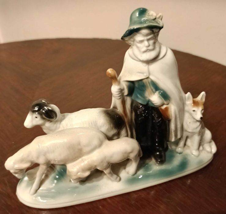 Piękna figurka Porcelana Lippensdorf Turyngia