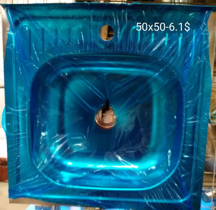 Кухонные накладные мойки