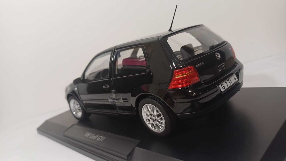 1/18 VW Golf IV GTI - Norev