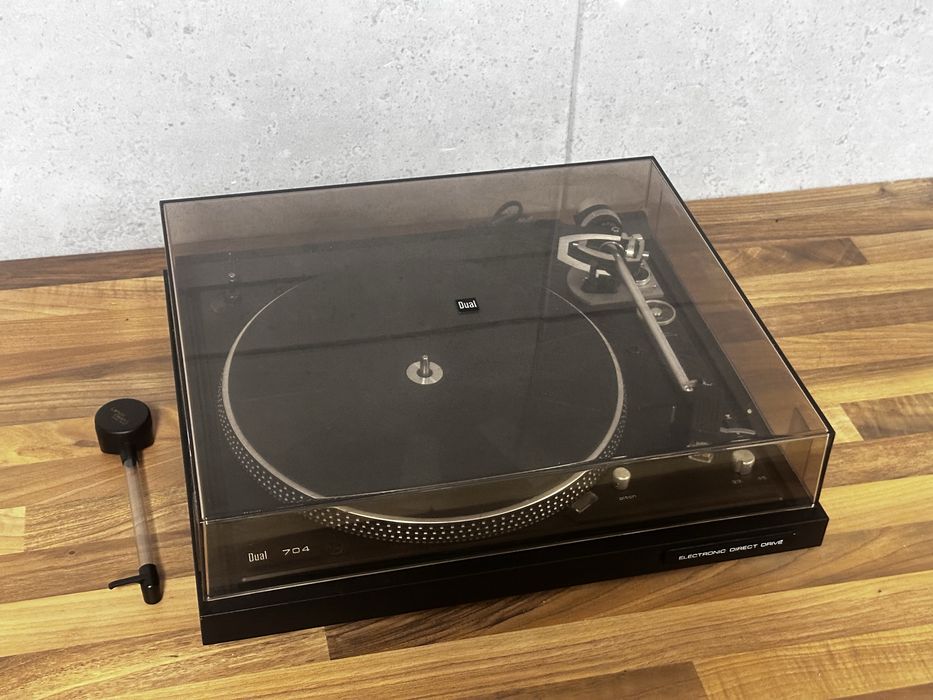Gramofon Dual 704 z wkladka shure M75 Type D i szczotką antystatyczną