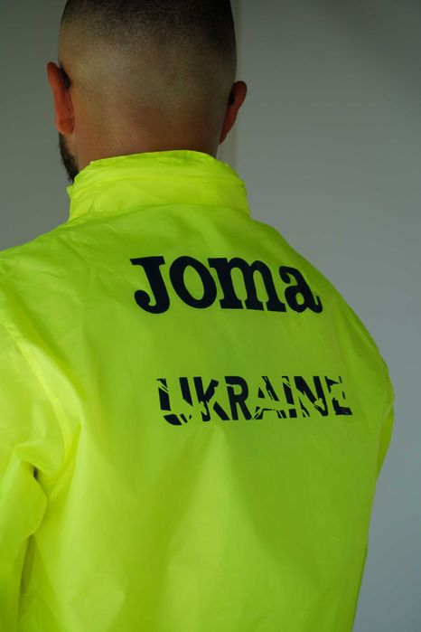 Нова оригінальна вітровка збірної Украіни Joma