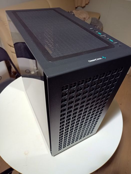Caixa micro ATX Deepcool
