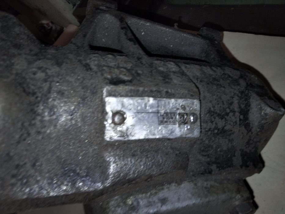 Редуктор керма BMW e28