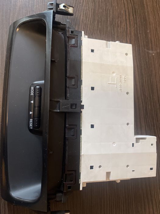 Toyota Prado 120 Компас малий (в один рядок)