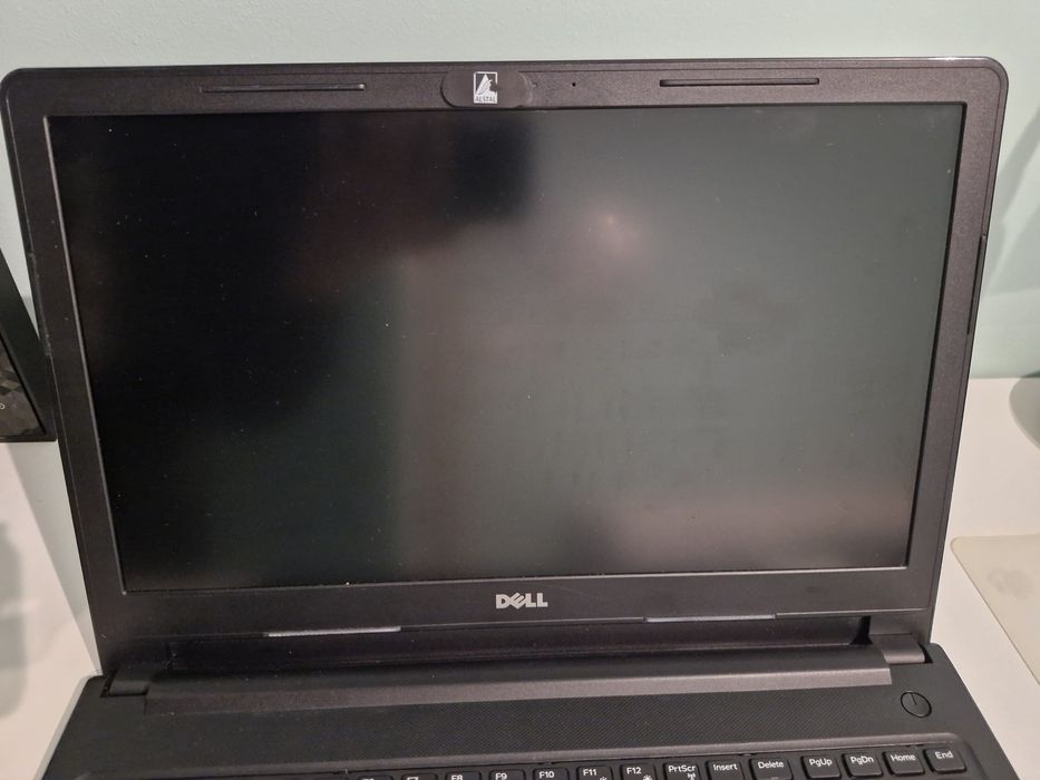 Dell Vostro 15 – Uszkodzony | Na części | Matryca, Obudowa, Podzespoły