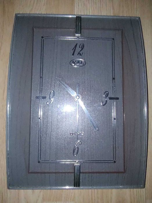 Годинник кварцевий настінний на батарейці (+бонус)