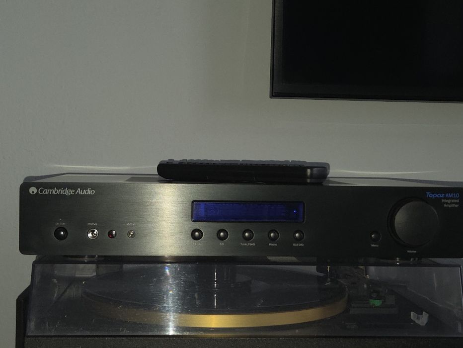 Cambridge Audio Topaz AM 10