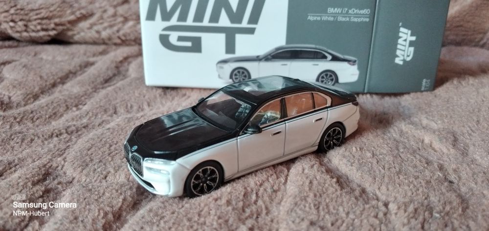 Mini gt 1:64 modele