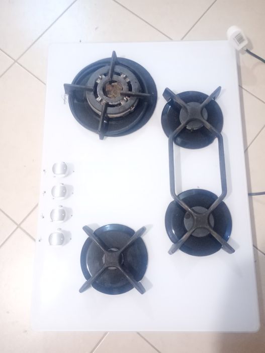 Kuchenka gazowa do zabudowy płyta