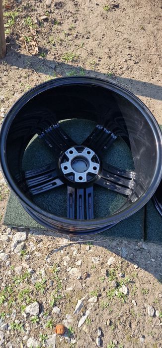 Felgi Golf 5 6 GTI R-LINE 5X112 R18 ET45 66.6