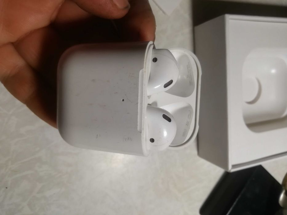 Apple airpods 2 generation 2019 a1938 + коробочка