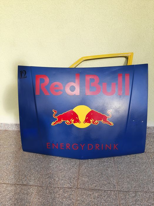 Capô decoração RED BULL
