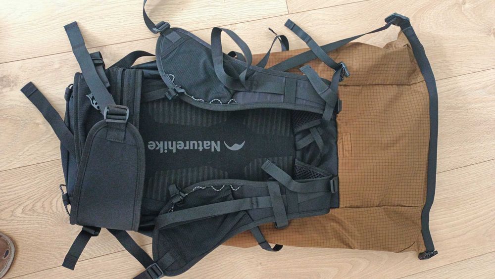 PLECAK NATUREHIKE HELIUM 30/35 L