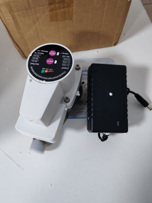 Підпиточний насос для, вирівнювання тиску води