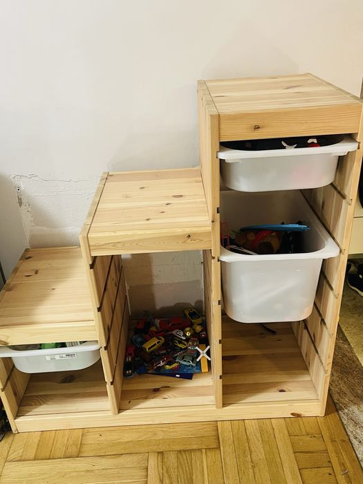Regał Ikea Trofast dla dzieci