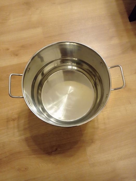 Sprzedam duży garnek " Hoffner" 15 litrowy