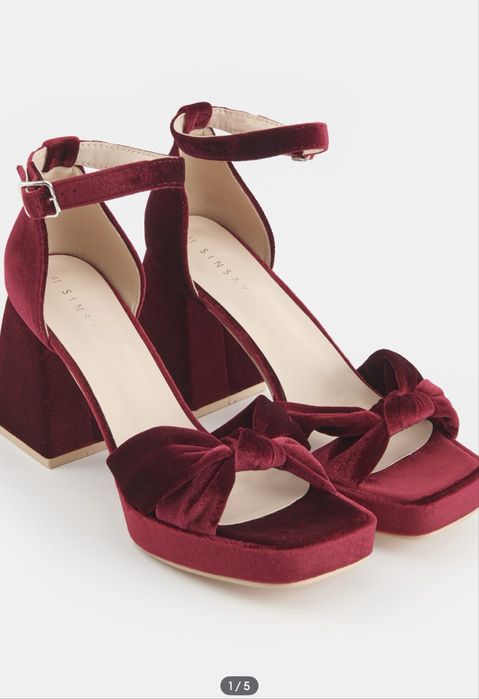 Оксамитові босоніжки з бантом