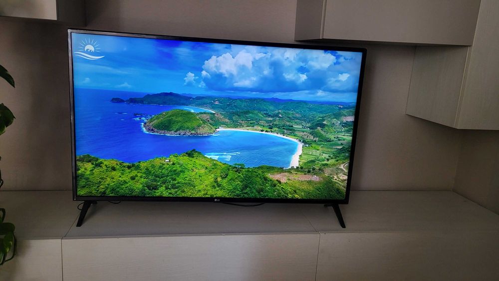 lg 49 - купити телевізори - Ціна на OLX.ua