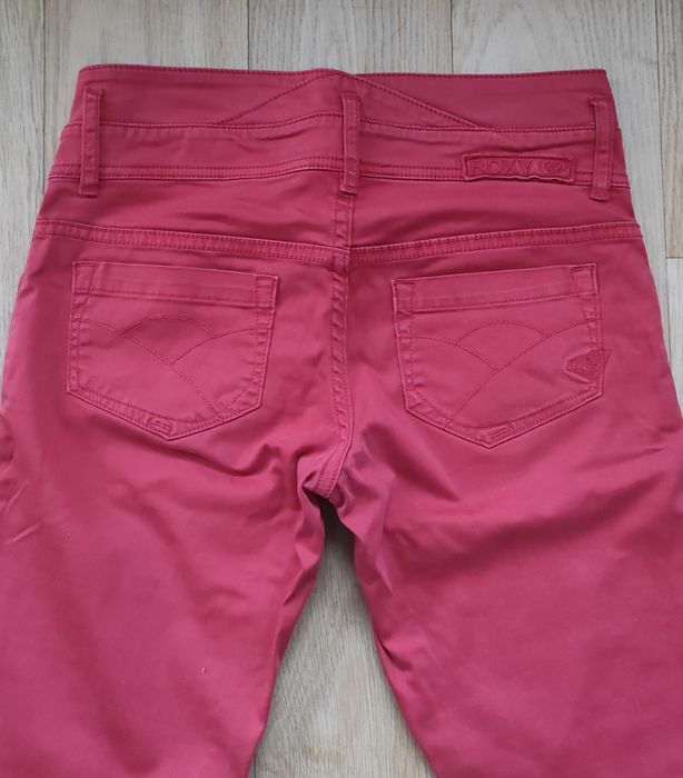 Spodnie czerwone ROXY slim 26