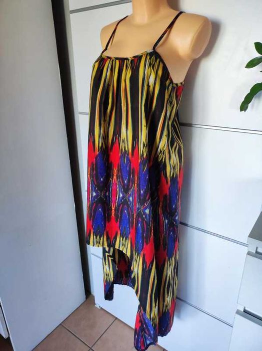 Boohoo r 34 sukienka z krótszym przodem