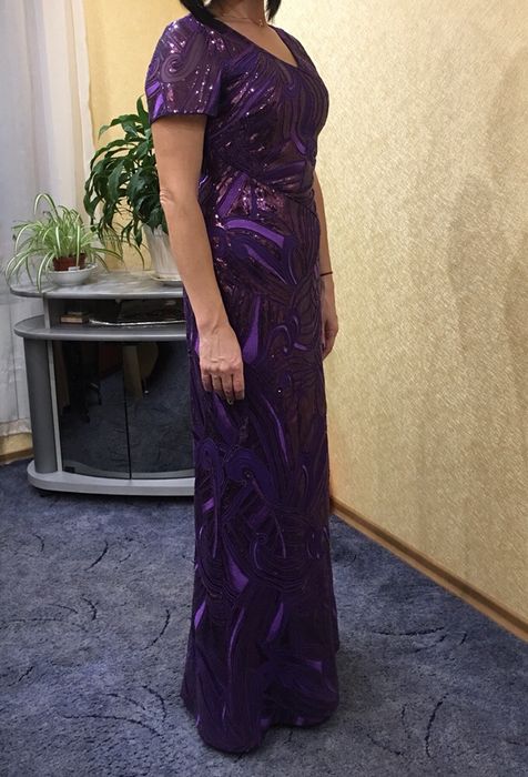 Шикарное вечернее платье