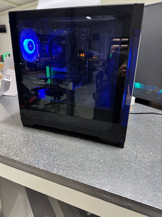 Coputador gaming  novo em caixa