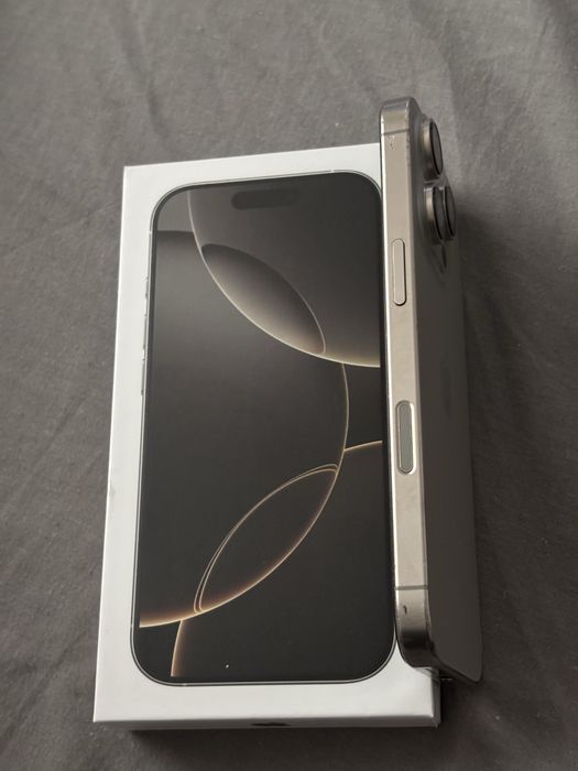Iphone 16 pro Natural 256