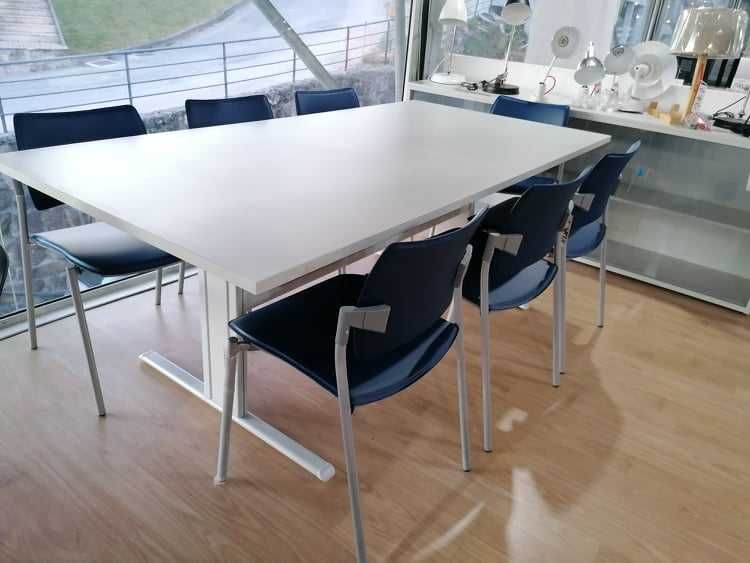 Mesa de reuniões FLUXO 200x100 em cinza