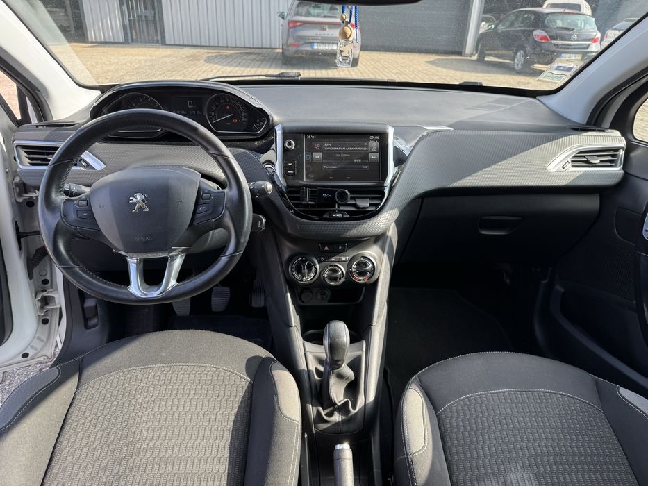 Peugeot 208 1.2 PureTech Style | Nacional | Gasolina | 2016
