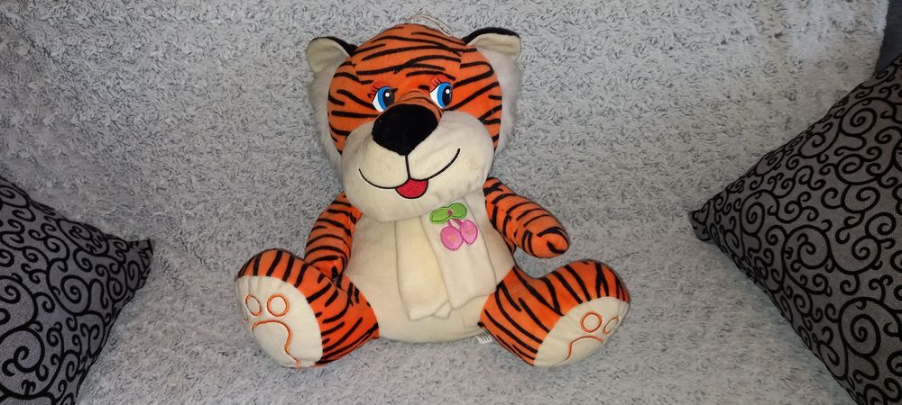 Тигренятко гарний файний м'яка іграшка