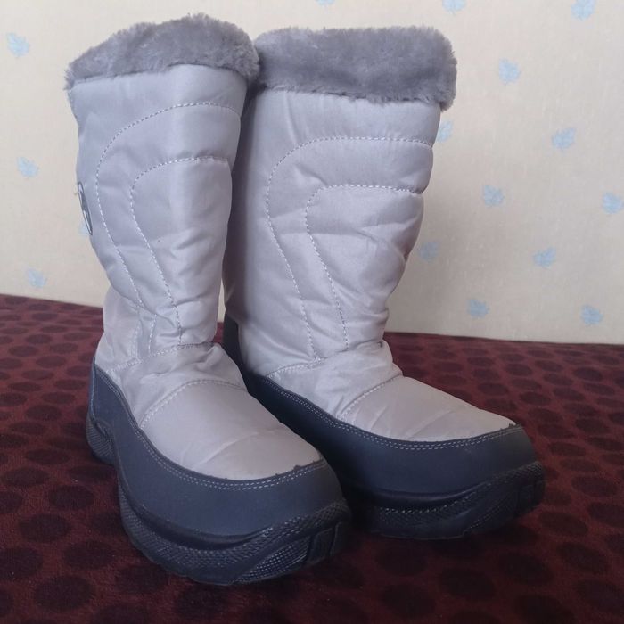 Buty damskie ocieplane  roz.38. Śniegowce.