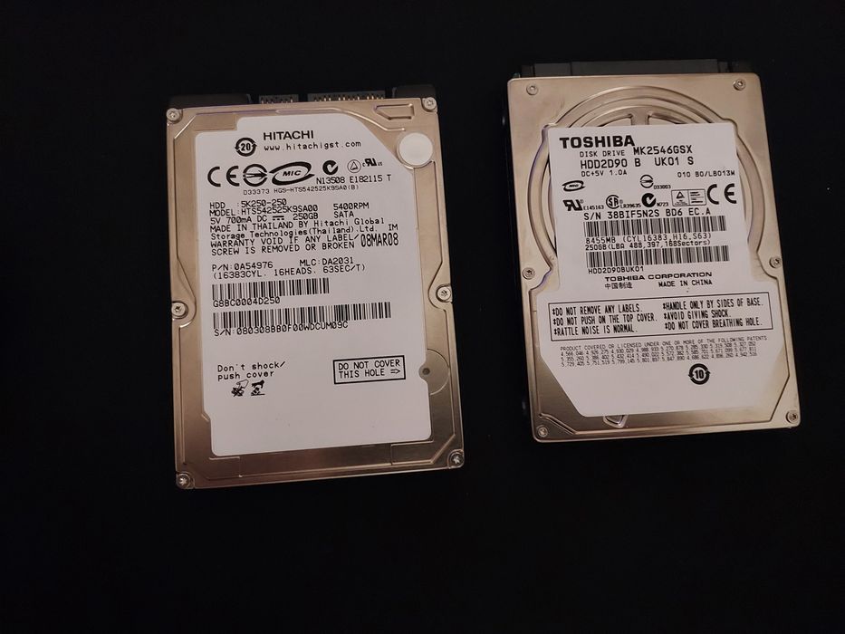 Disco rígido 256GB 2.5" Toshiba e Hitachi